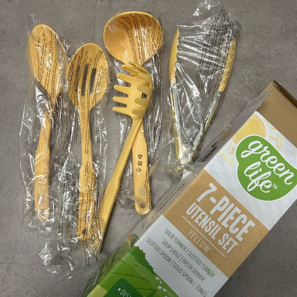 Greenlife Yellow Utensil Set of 5 NEW